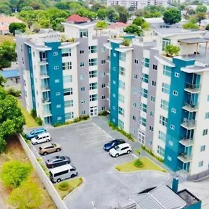 https://harloes-place.hotelsochorios.net